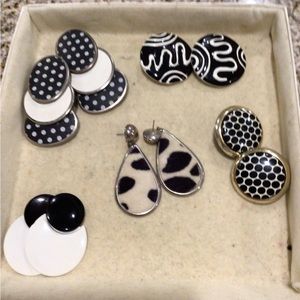 Pierced Earrings Assorted Black &White